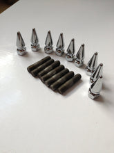 Load image into Gallery viewer, Honda Exhaust Manifold Spike + Stud Set
